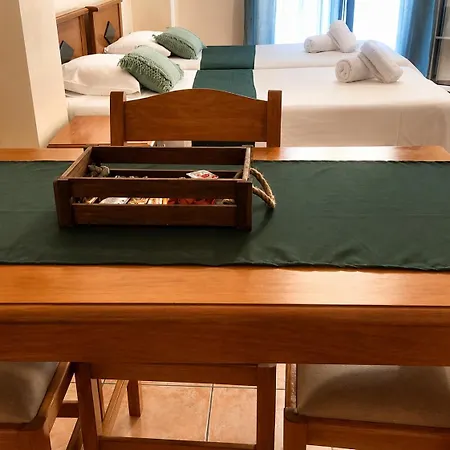 Rouchotas By Viktor 1rst Floor דירה *