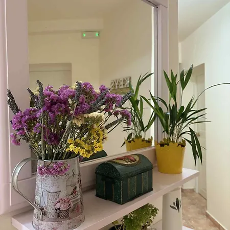 Rouchotas By Viktor 1rst Floor Аргостолион