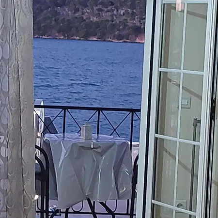 Rouchotas By Viktor 1rst Floor Apartment