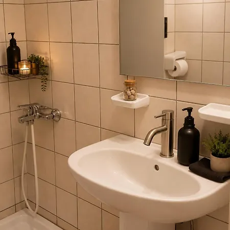 Rouchotas By Viktor 1rst Floor Аргостолион