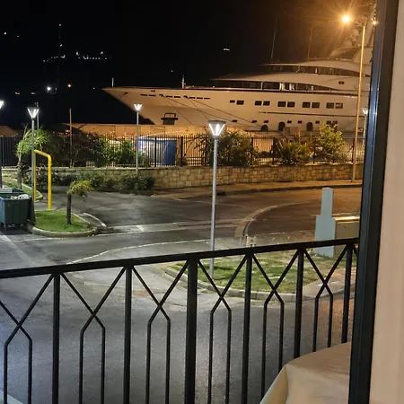 Апартаменты Rouchotas By Viktor 1rst Floor